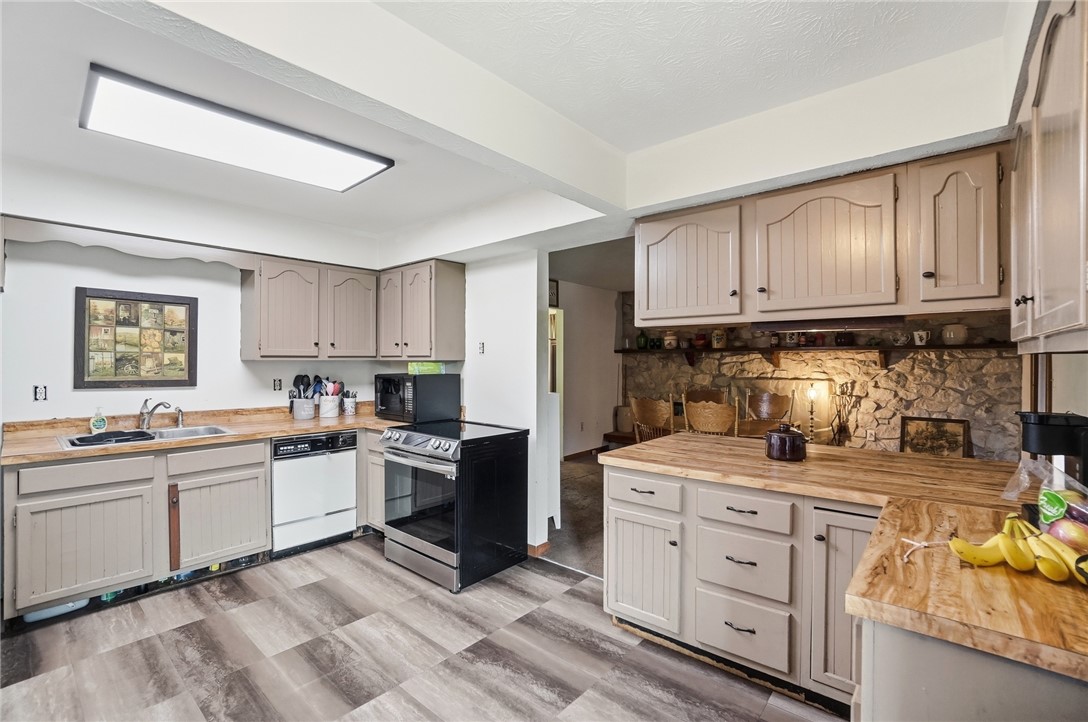 4062 Crane Road Tipp City, OH 45371 - Photo 8 of 40
