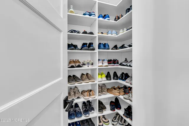 $3,849,900 | 30 Winchester Lane, Holmdel, NJ 07733