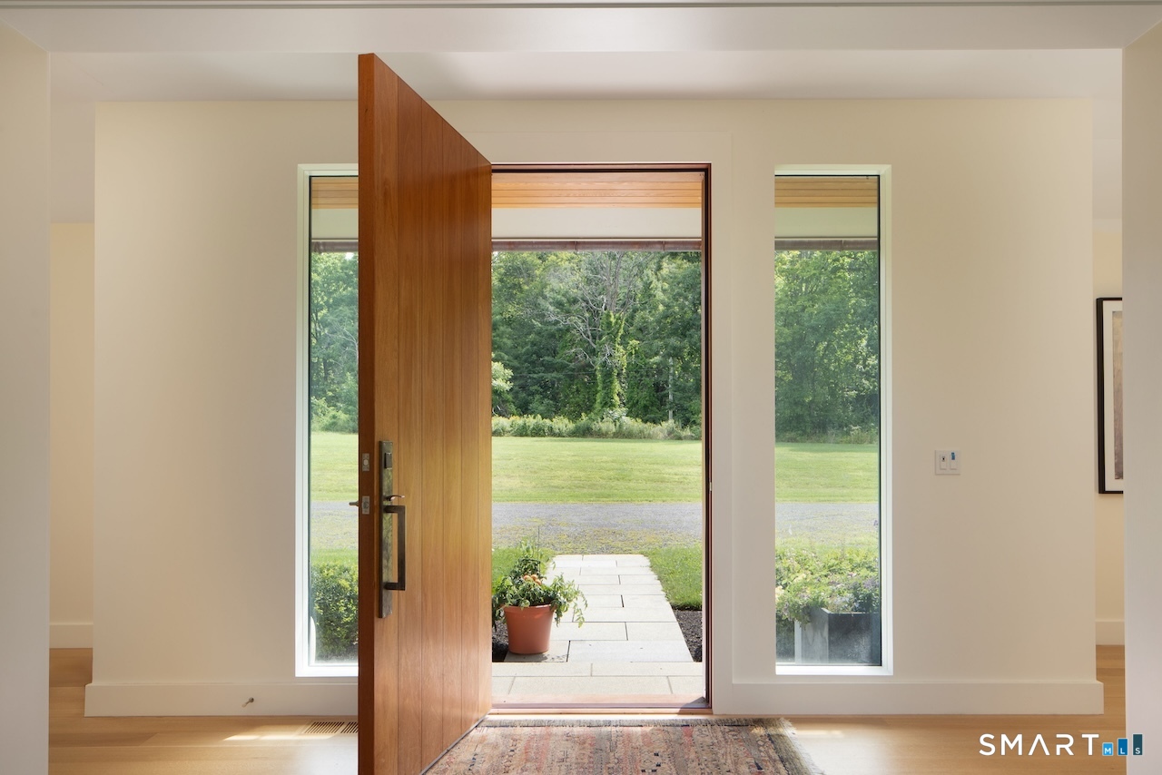 360 Taconic Road Salisbury, CT 06068 - Photo 5 of 34 Gallery Image 5
