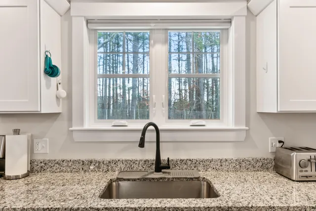 $667,000 | 11 Neptune Drive, Brunswick, ME 04011