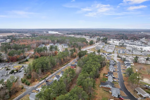 $667,000 | 11 Neptune Drive, Brunswick, ME 04011