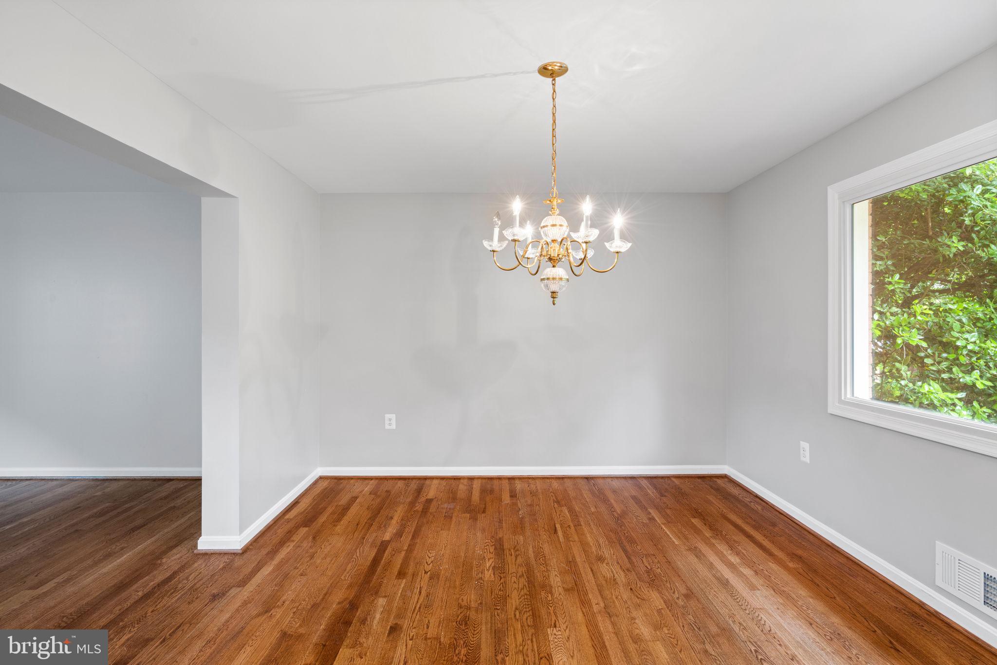 8005 Langbrook Road Springfield, VA 22152 - Photo 11 of 57