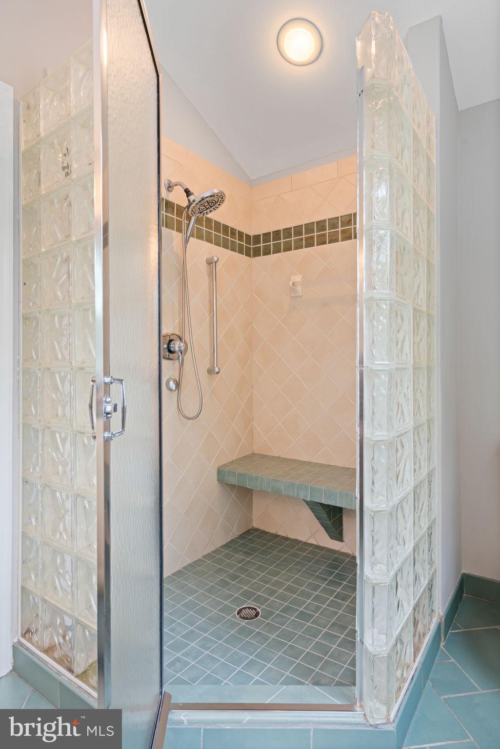 8005 Langbrook Road Springfield, VA 22152 - Photo 31 of 57