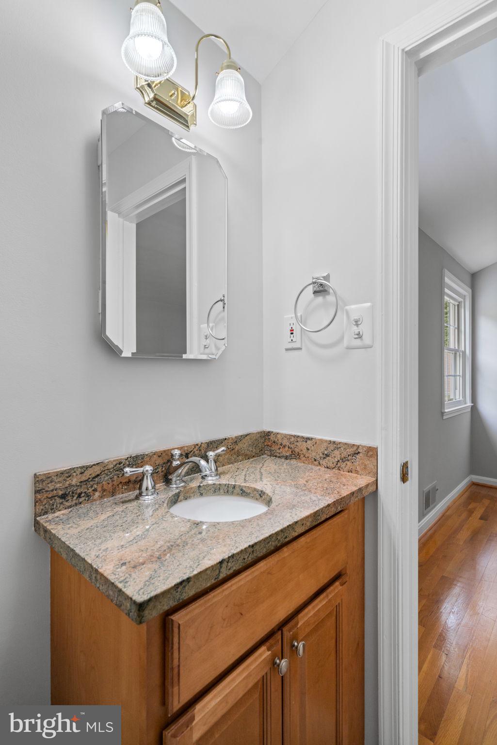 8005 Langbrook Road Springfield, VA 22152 - Photo 35 of 57