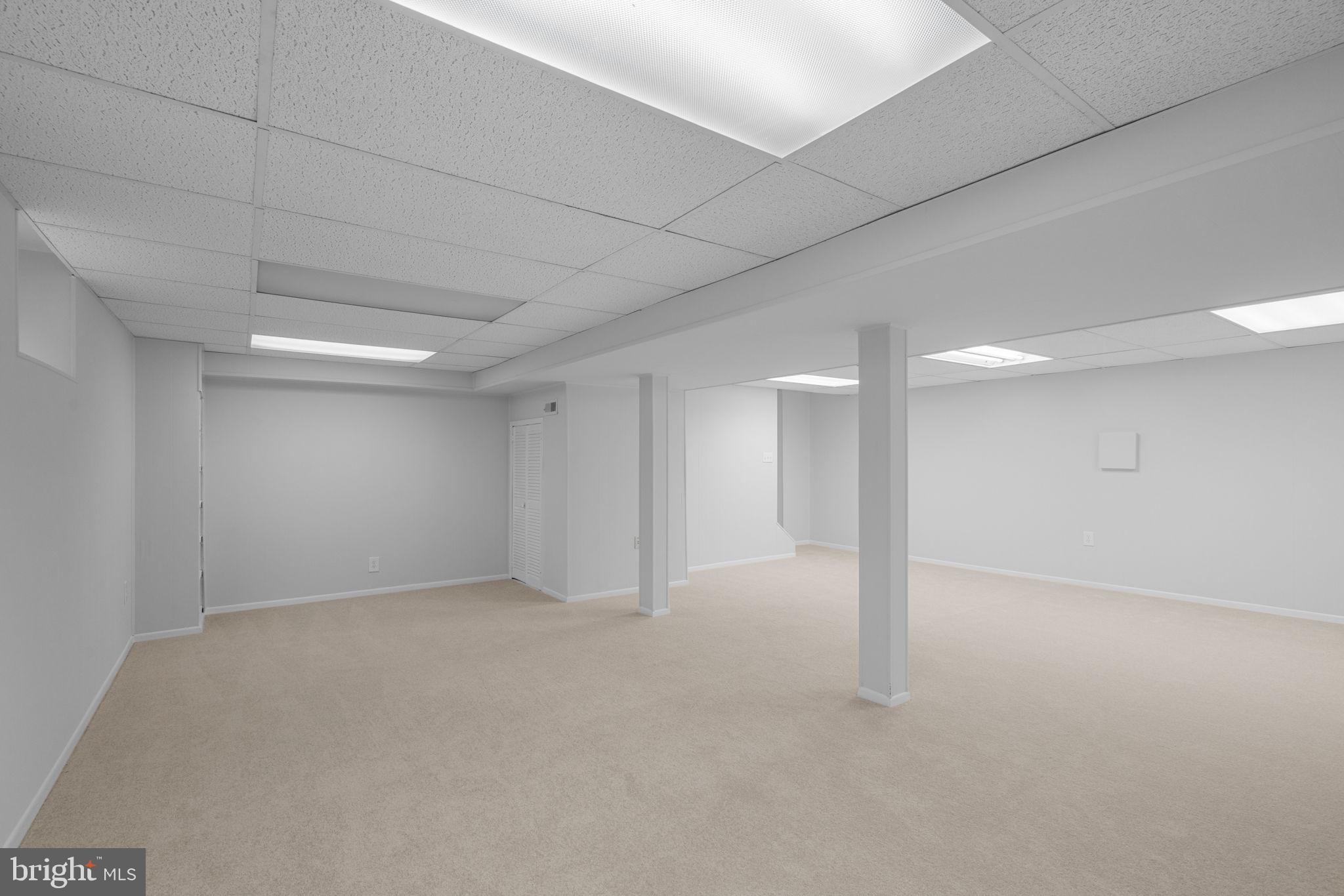 8005 Langbrook Road Springfield, VA 22152 - Photo 46 of 57