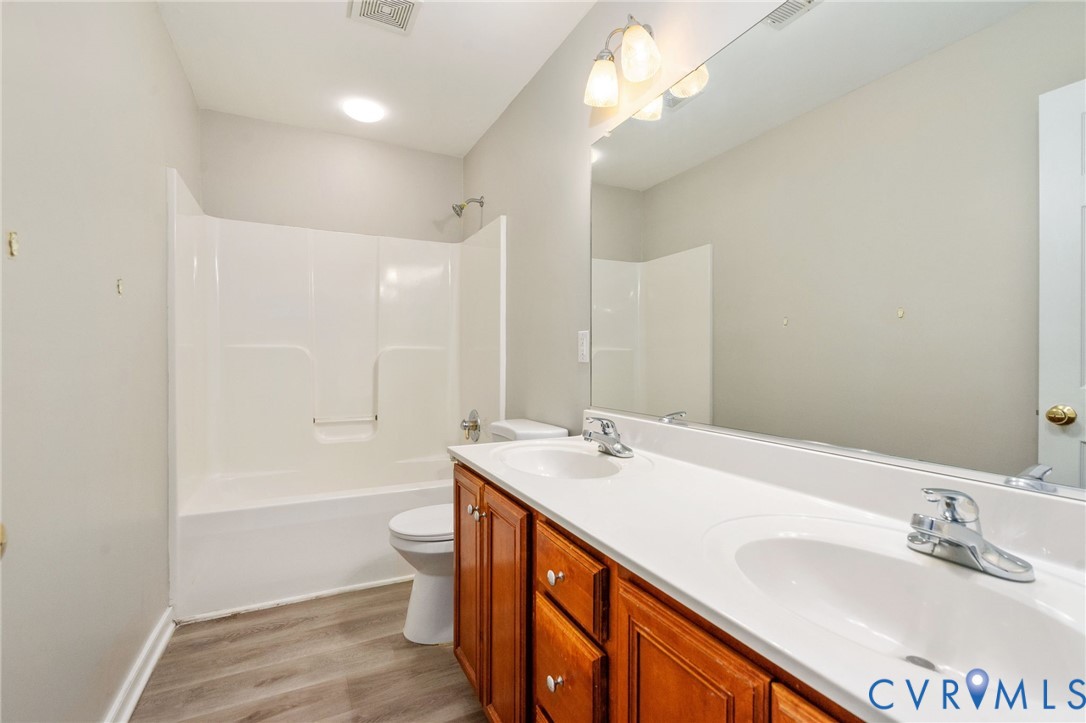 9367 Springmount Terrace Chesterfield, VA 23832 - Photo 18 of 33