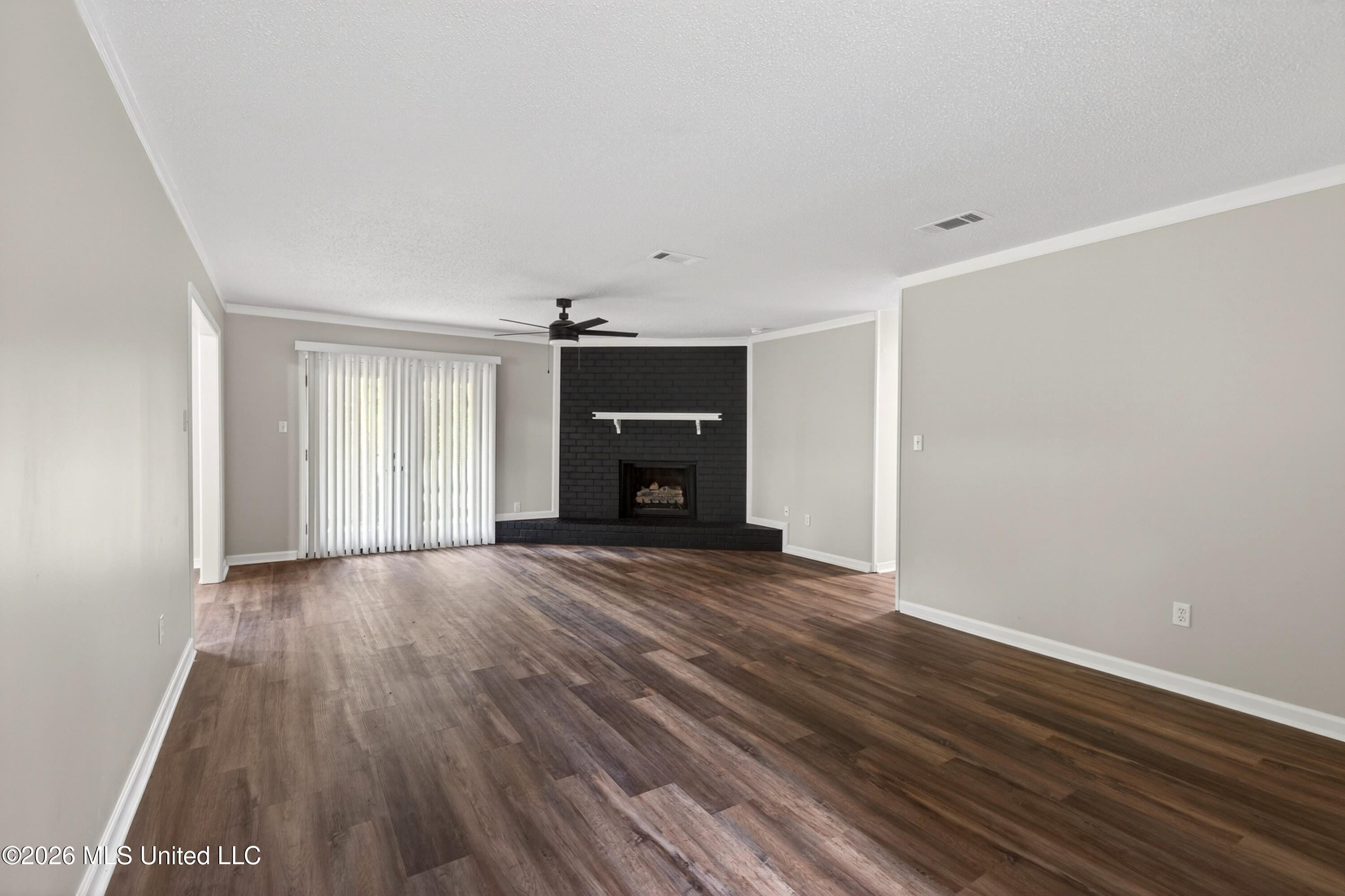 21601 Magnolia Springs Road Moss Point, MS 39562 - Photo 12 of 35 21601MagnoliaSpringsRd.-13