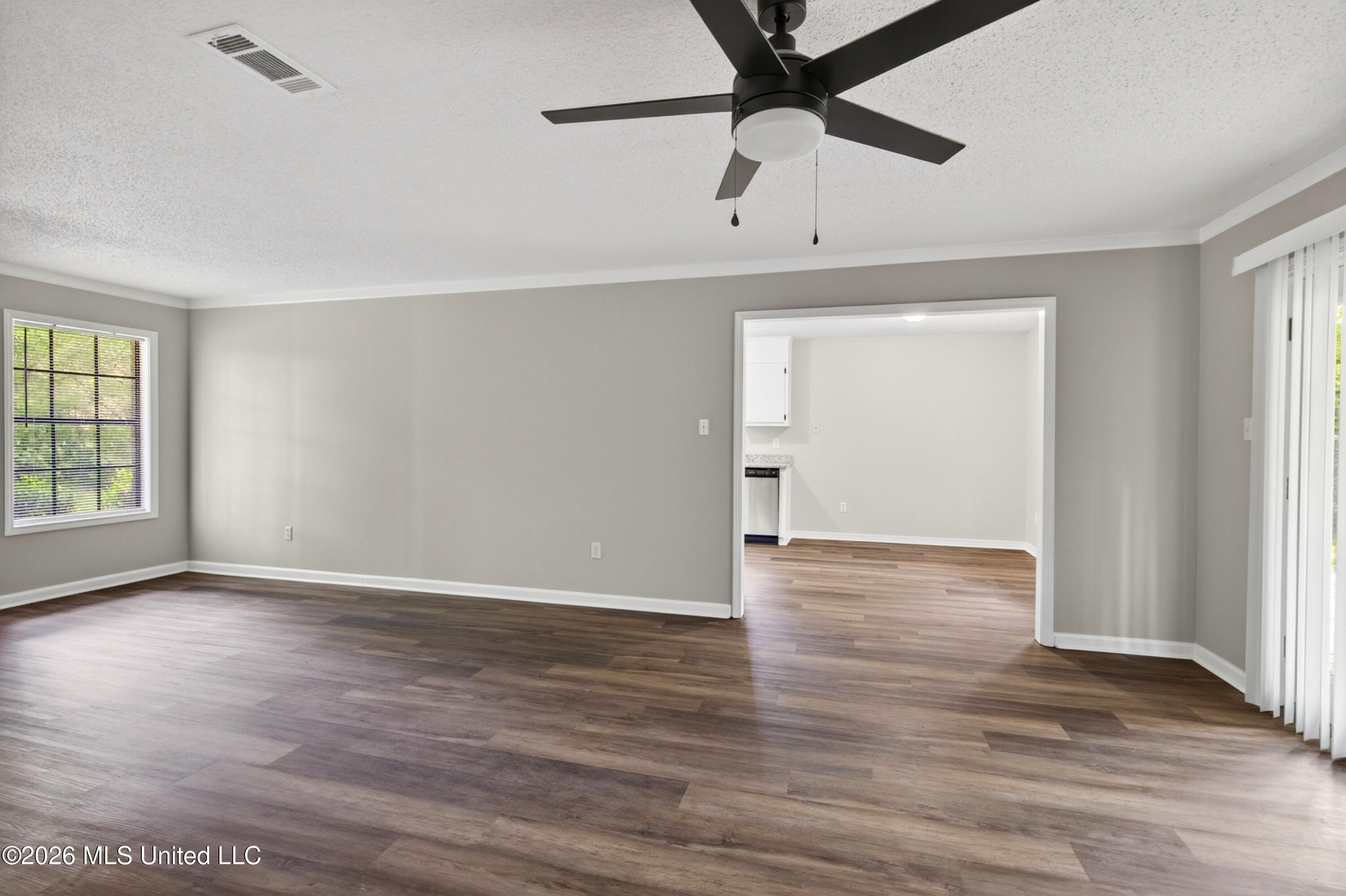 21601 Magnolia Springs Road Moss Point, MS 39562 - Photo 15 of 35 21601MagnoliaSpringsRd.-16