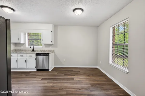$239,900 | 21601 Magnolia Springs Road, Moss Point, MS 39562