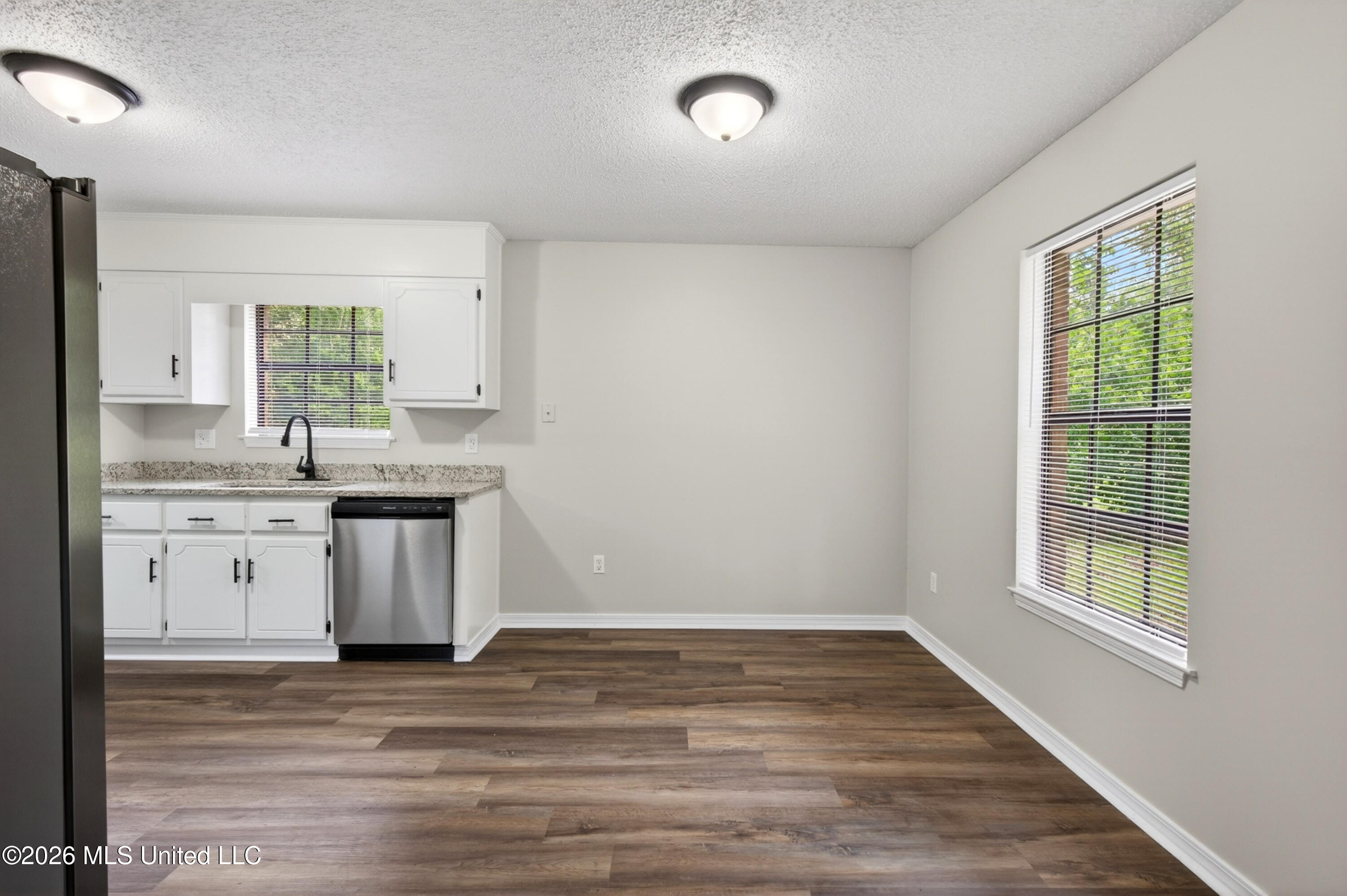 21601 Magnolia Springs Road Moss Point, MS 39562 - Photo 17 of 35 21601MagnoliaSpringsRd.-18