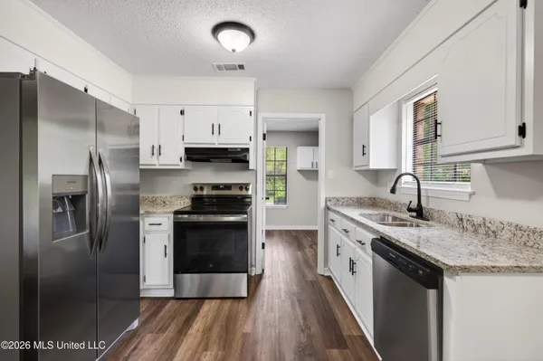 $239,900 | 21601 Magnolia Springs Road, Moss Point, MS 39562