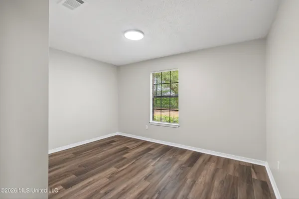 $239,900 | 21601 Magnolia Springs Road, Moss Point, MS 39562