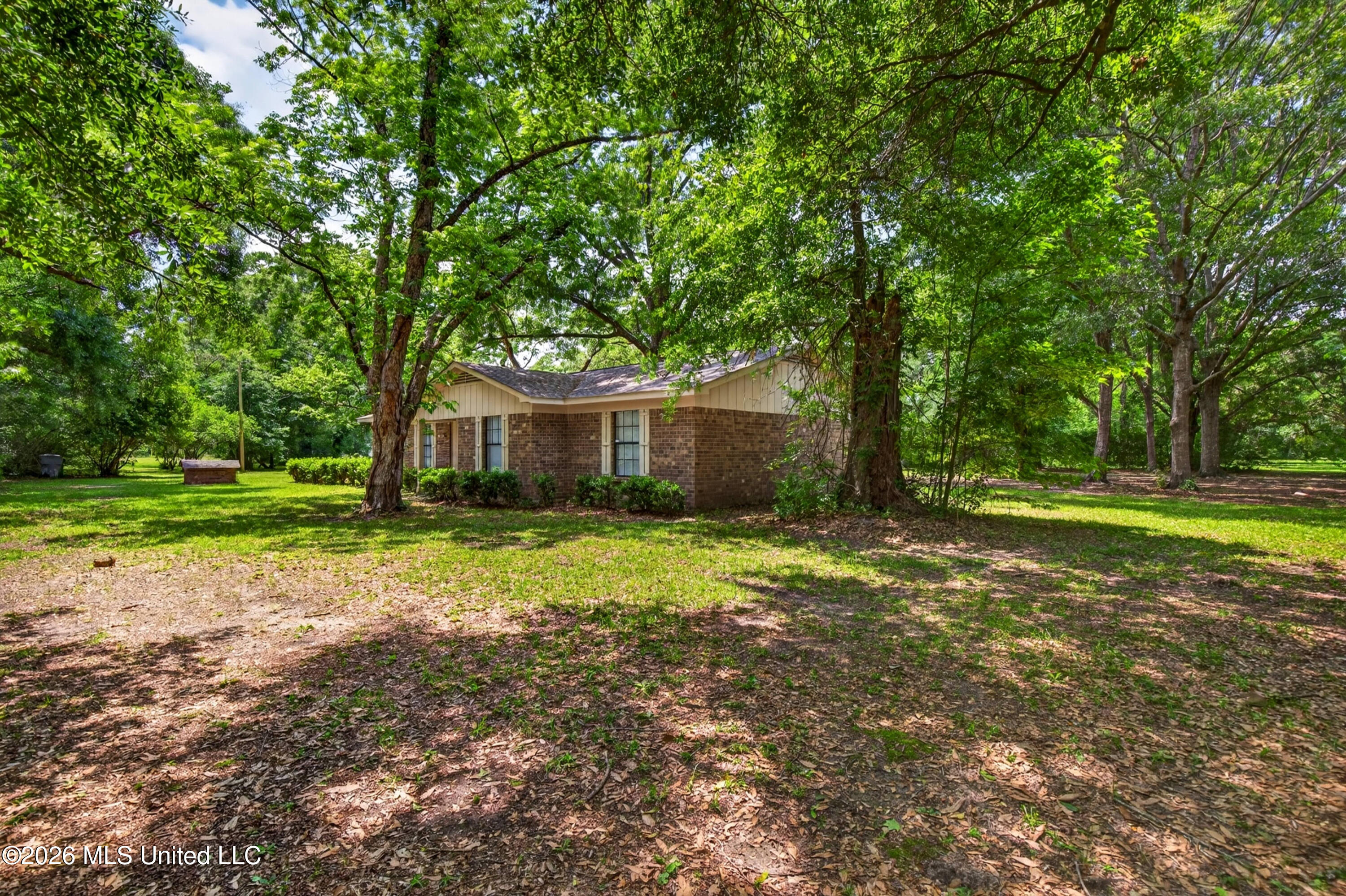 21601 Magnolia Springs Road Moss Point, MS 39562 - Photo 4 of 35 21601MagnoliaSpringsRd.-5