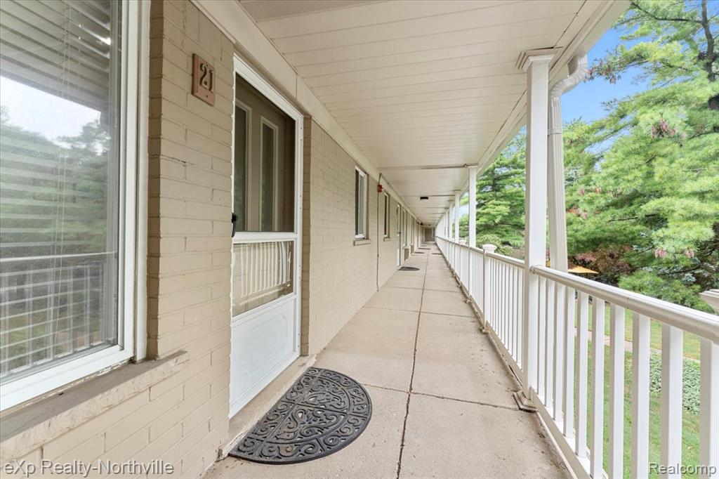 475 South Adams Road Birmingham, MI 48009 - Photo 3 of 23
