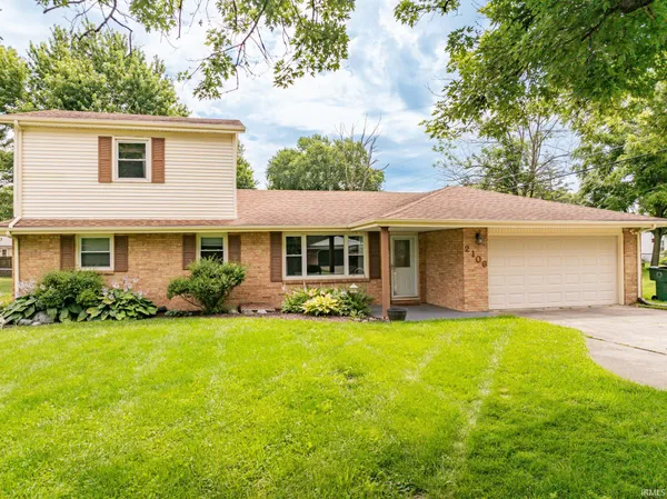 $229,000 | 2106 North Cameron Road, Muncie, IN 47304