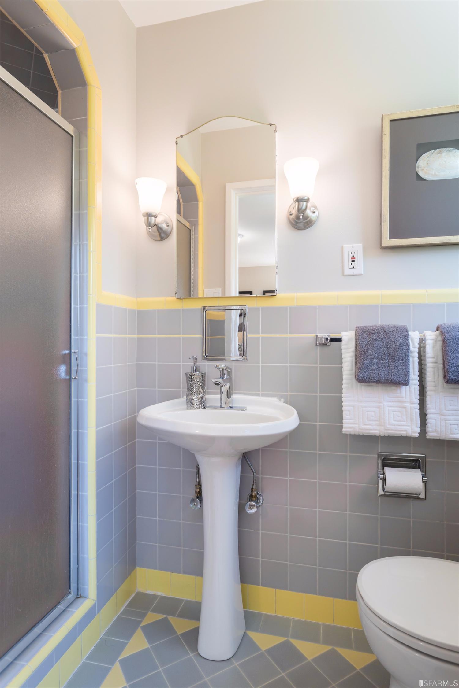 545 Alhambra Road San Mateo, CA 94402 - Photo 14 of 23