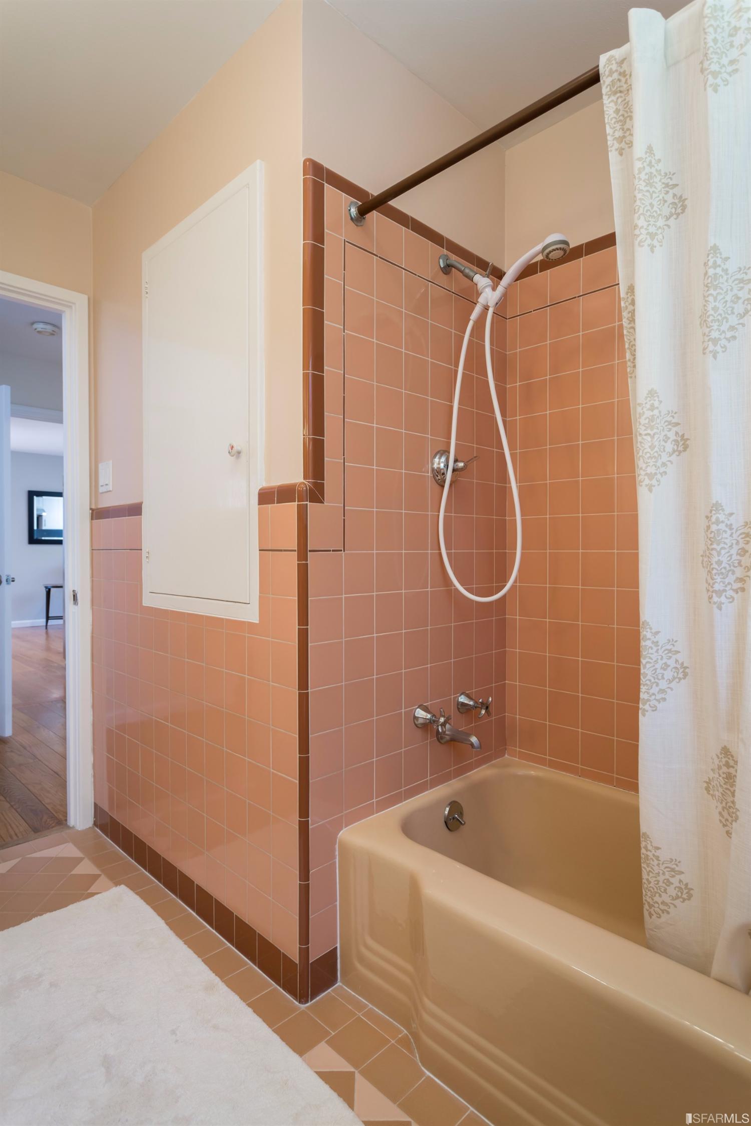 545 Alhambra Road San Mateo, CA 94402 - Photo 18 of 23