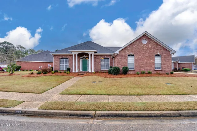 $320,000 | 133 Pavilion Drive, Brandon, MS 39042