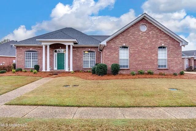 $320,000 | 133 Pavilion Drive, Brandon, MS 39042