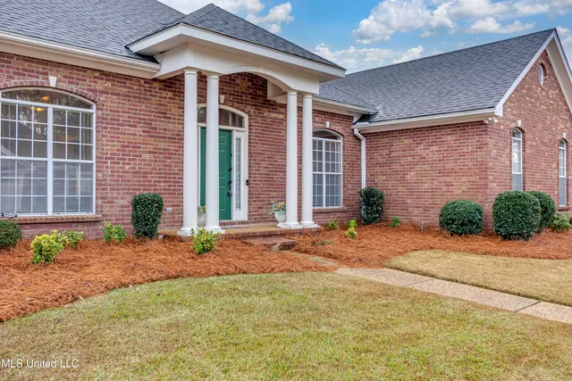 $320,000 | 133 Pavilion Drive, Brandon, MS 39042