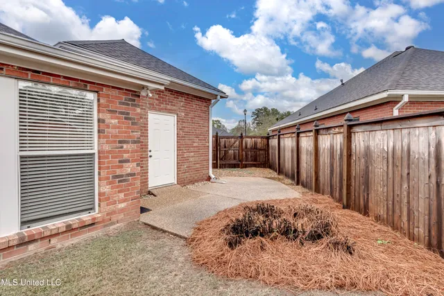 $320,000 | 133 Pavilion Drive, Brandon, MS 39042