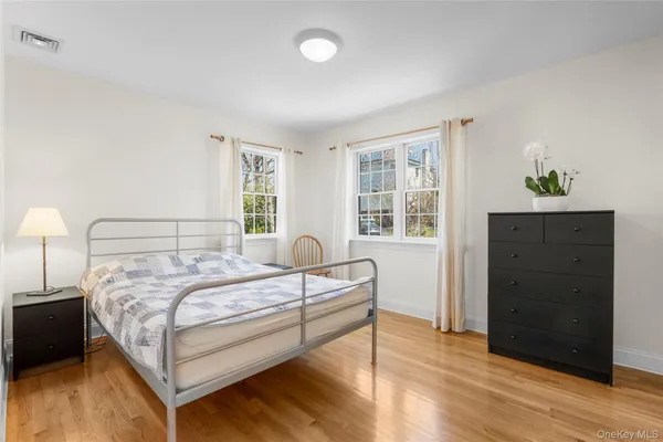 $1,180,000 | 218 Seventh Avenue, Pelham, NY 10803