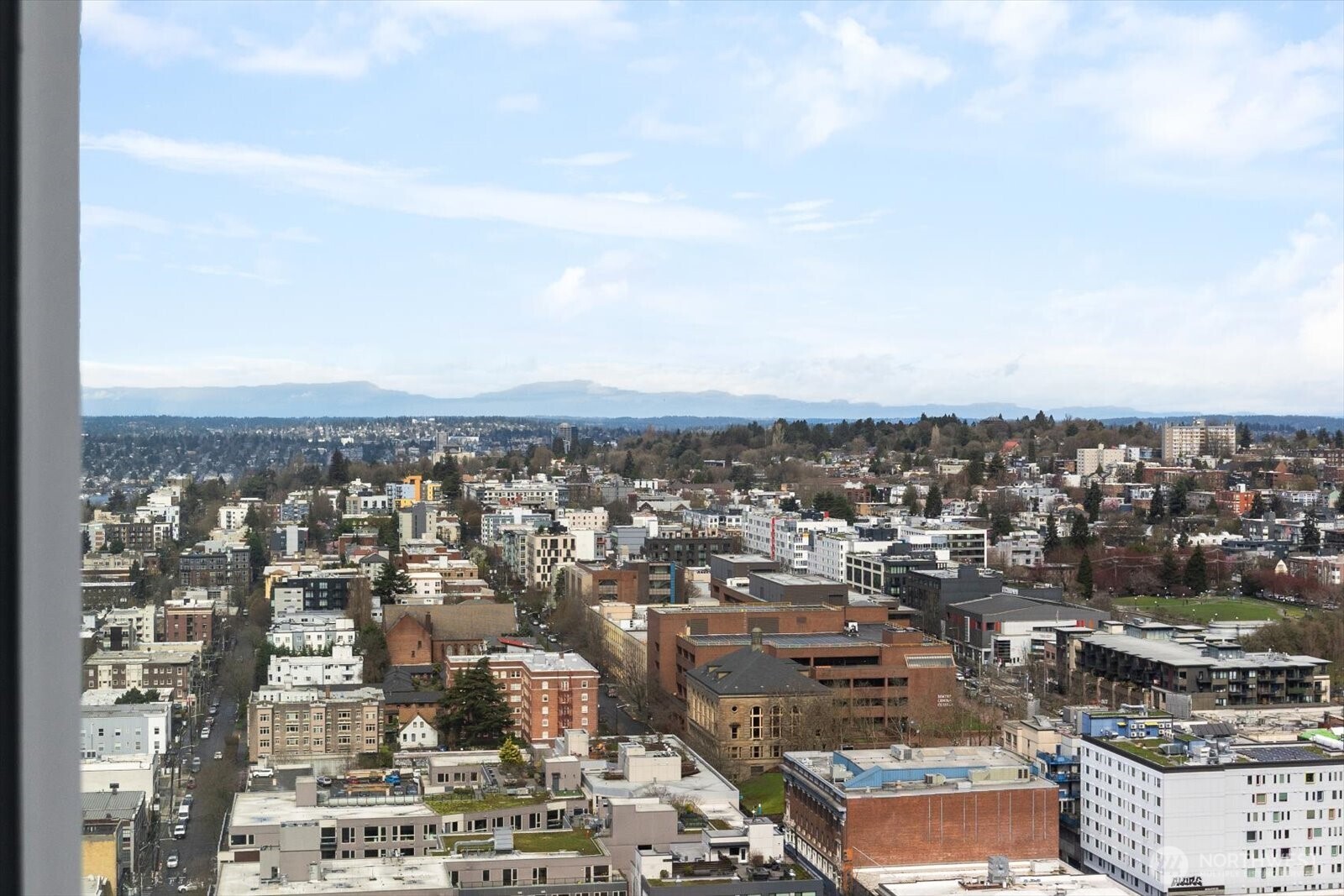 1321 Seneca Street, Unit 2202 Seattle, WA 98101 - Photo 19 of 40