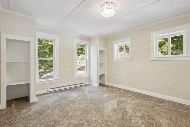 $259,900 | 818 East Main Street, Ionia, MI 48846