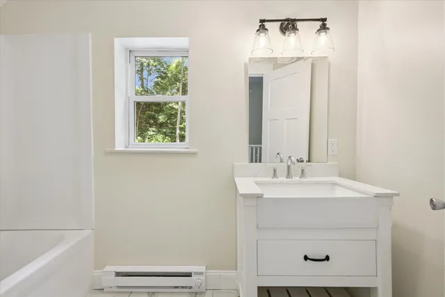 $259,900 | 818 East Main Street, Ionia, MI 48846