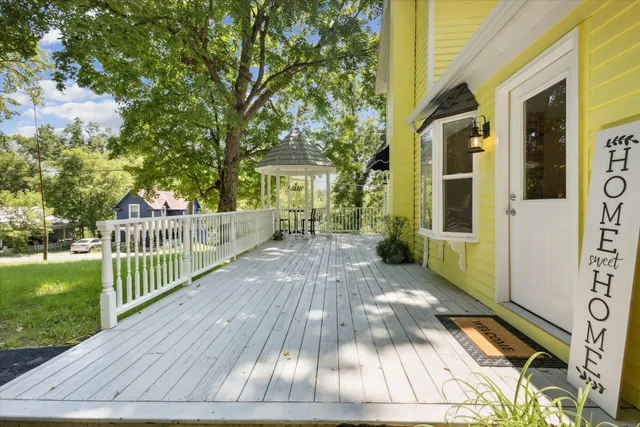 $259,900 | 818 East Main Street, Ionia, MI 48846