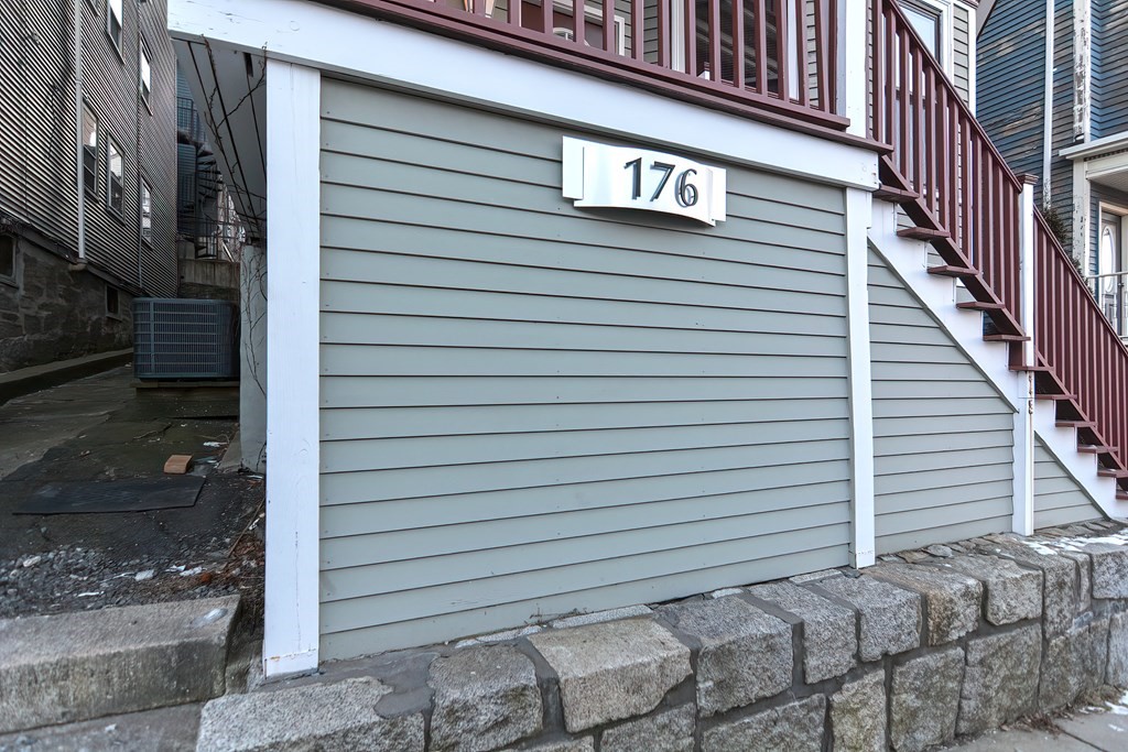 176 Hillside Street, Unit 101 Boston, MA 02120 - Photo 27 of 31