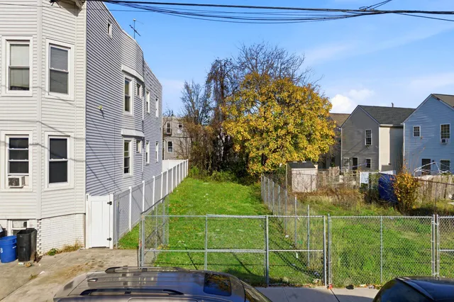 a view of a basketball court