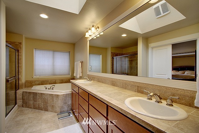 4119 216th Place Southeast Bothell, WA 98021 - Photo 11 of 15