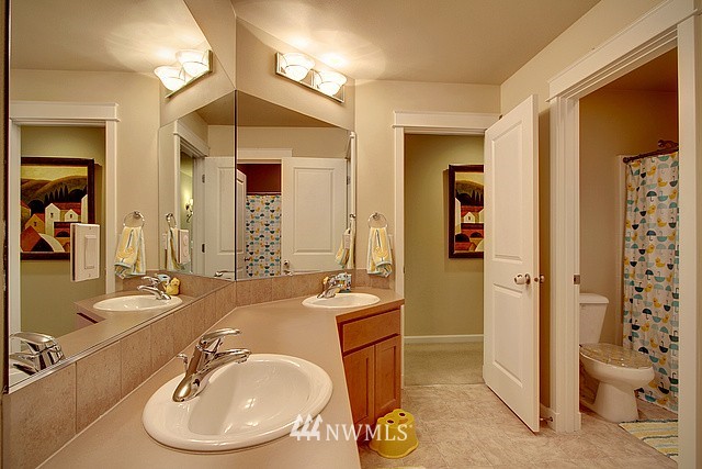 4119 216th Place Southeast Bothell, WA 98021 - Photo 13 of 15