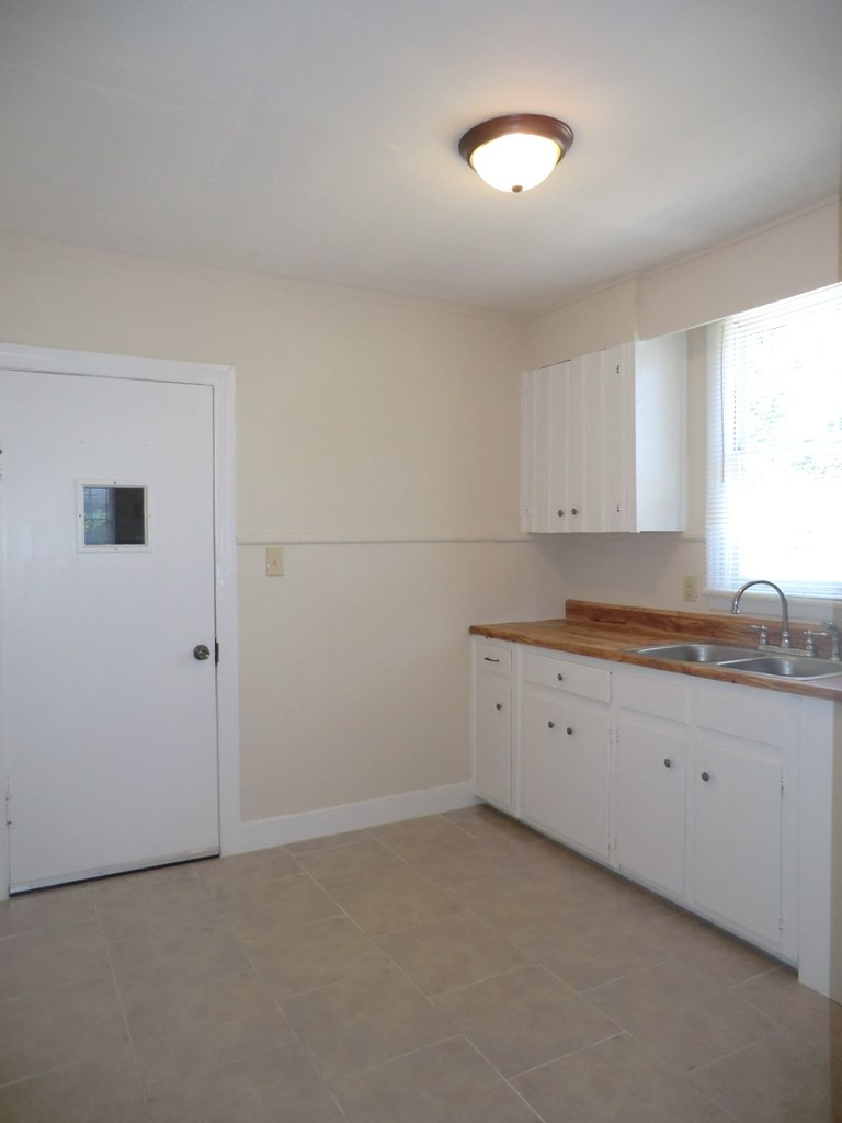 2145 Bayvale Road Augusta, GA 30909 - Photo 8 of 22