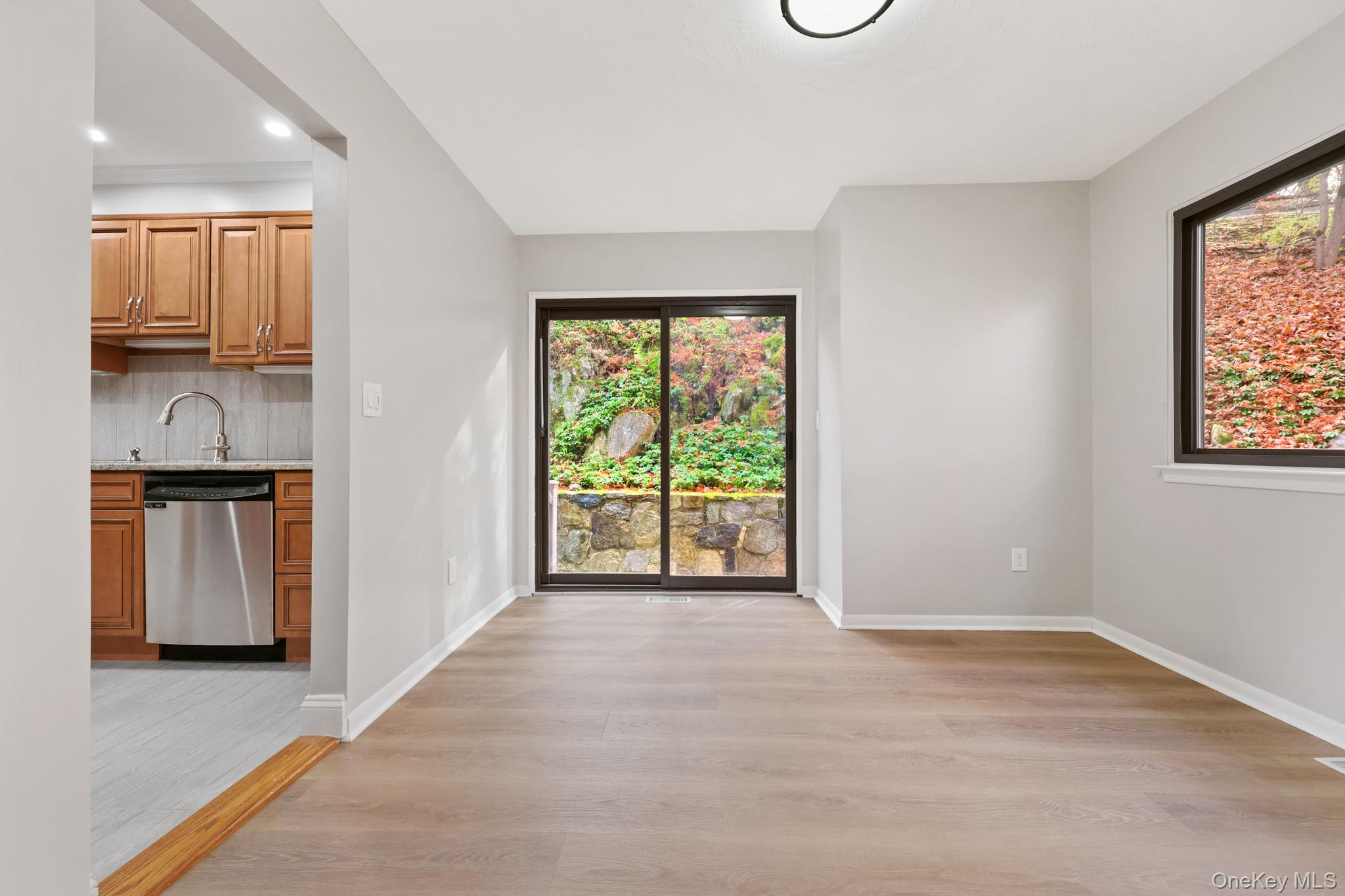 42 Timber Ridge Mount Kisco, NY 10549 - Photo 7 of 39 Plenty of natural light