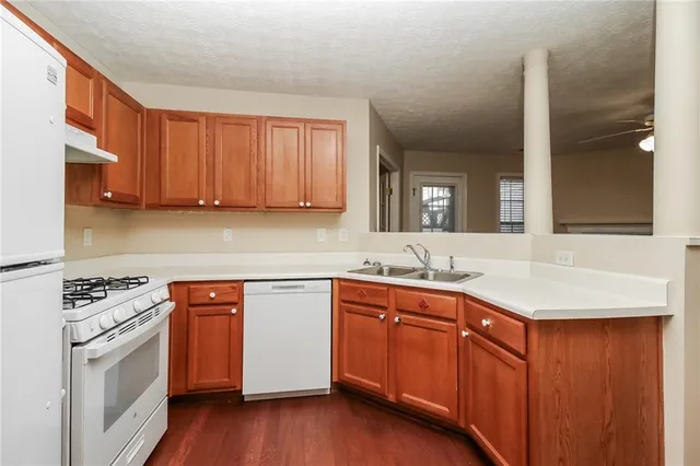 $235,000 | 2014 Manhattan Parkway, Decatur, GA 30035