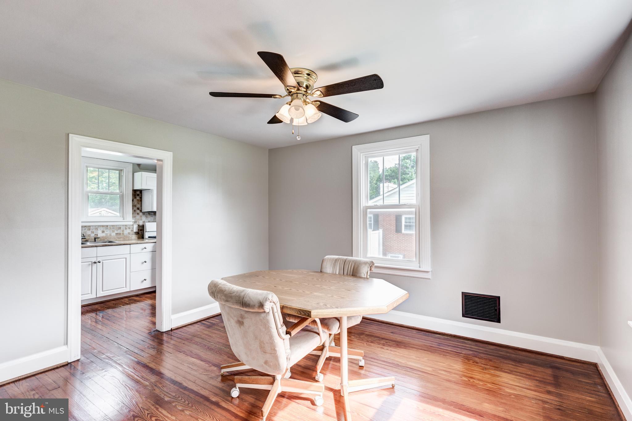 1266 Old Manchester Road Westminster, MD 21157 - Photo 5 of 19 Bright and cheerful throughout