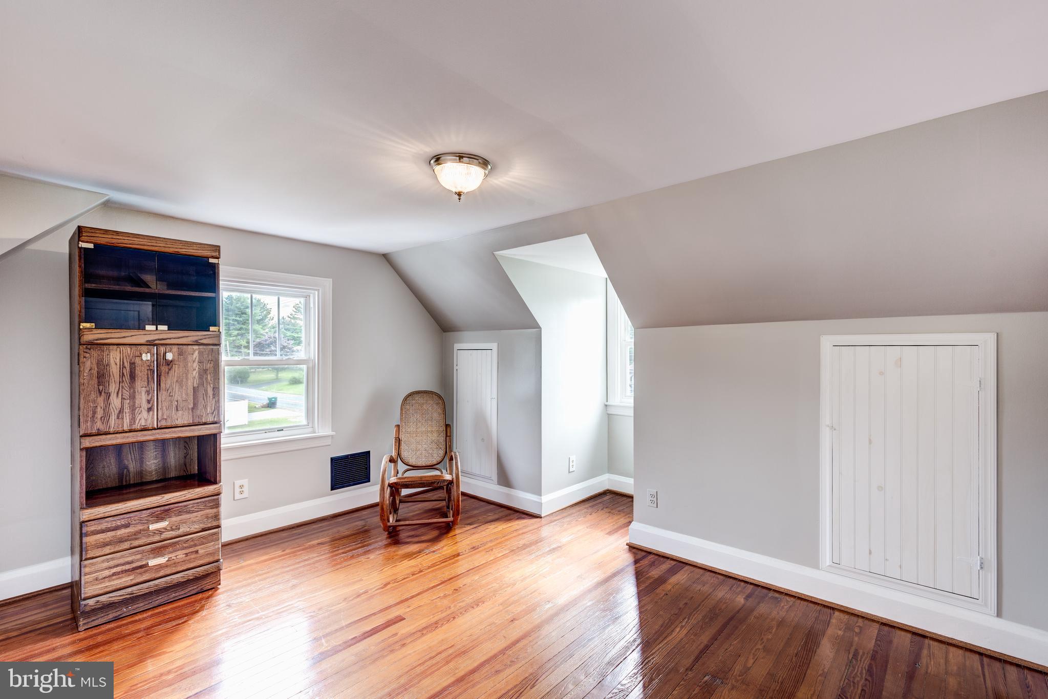 1266 Old Manchester Road Westminster, MD 21157 - Photo 7 of 19 One of two large bedrooms on second level.