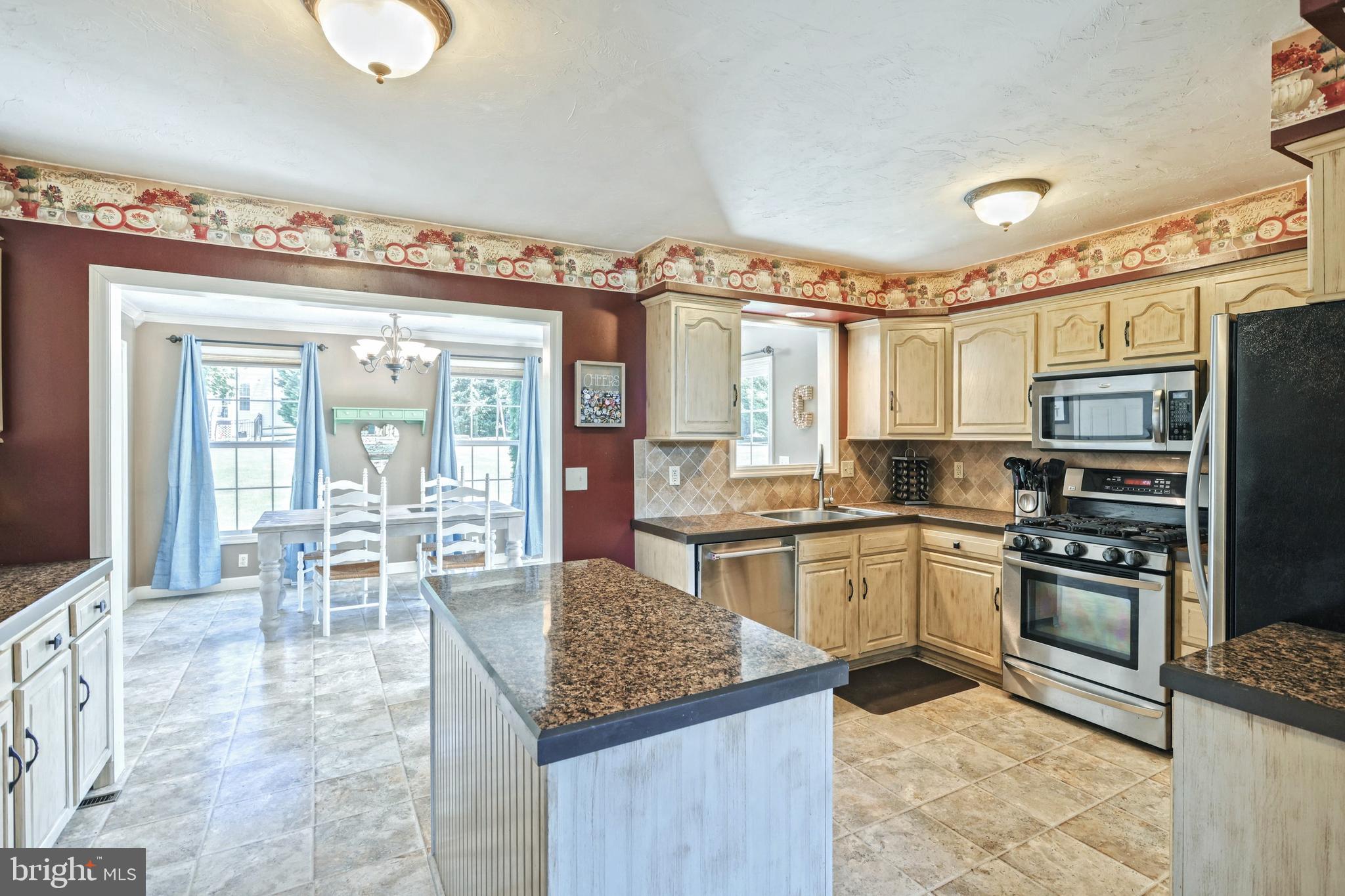26 South Burns Road Spring Grove, PA 17362 - Photo 5 of 38