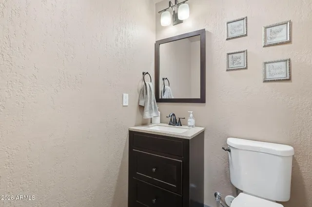 $460,000 | 8021 West Denton Lane, Glendale, AZ 85303
