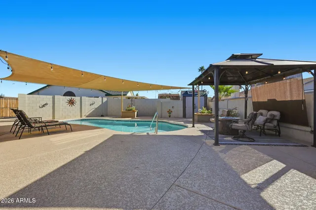 $460,000 | 8021 West Denton Lane, Glendale, AZ 85303