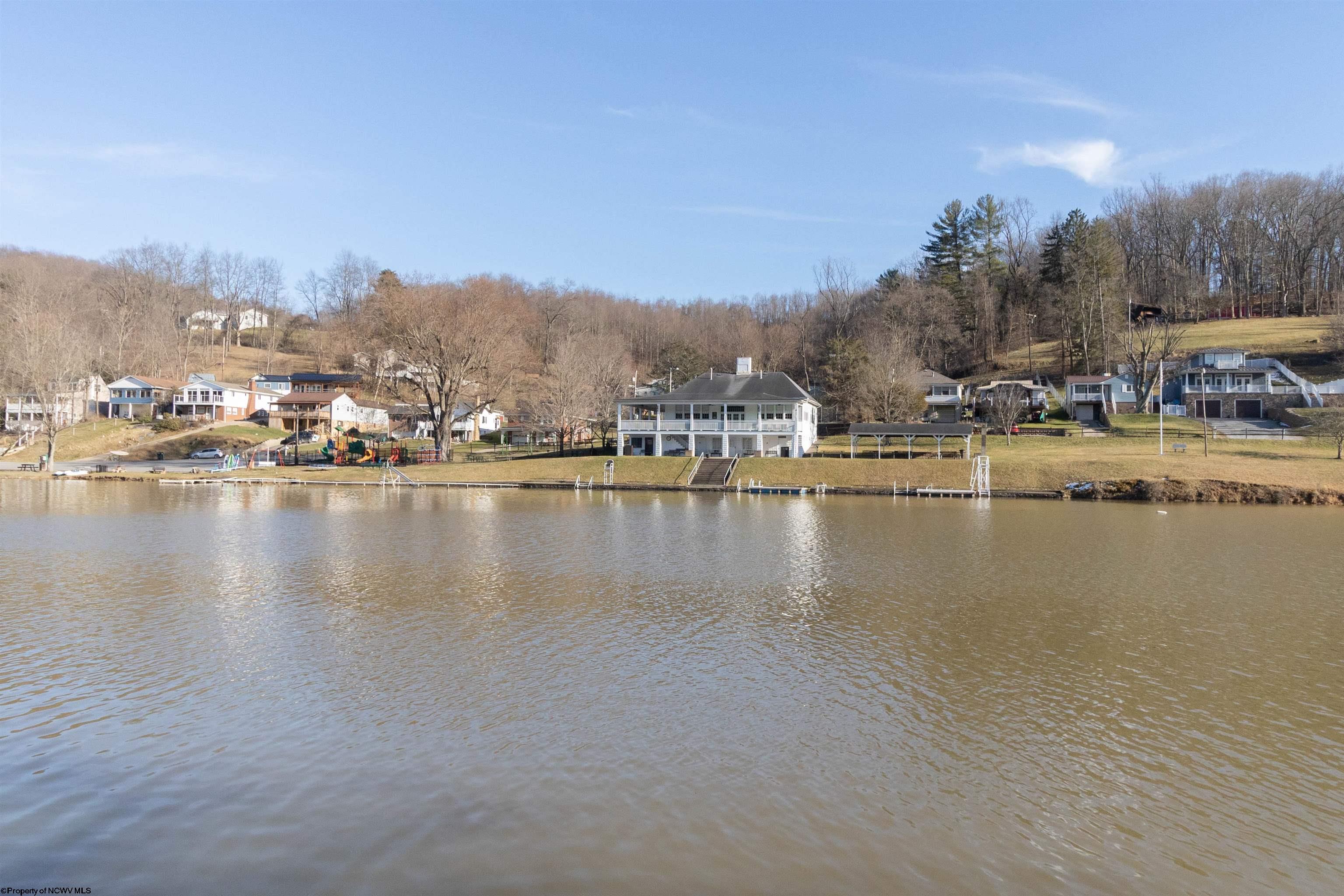 1212 Maple Lake Road Bridgeport, WV 26330 - Photo 25 of 29 Gallery Image 25