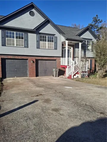 $395,000 | 3989 Courtlin Cove Northwest, Lilburn, GA 30047