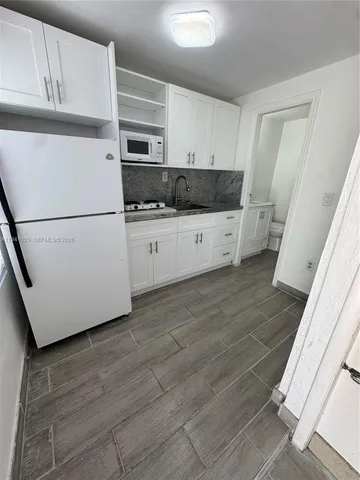 $1,400 | 10245 Southwest 37th Terrace, Unit C, Miami, FL 33165