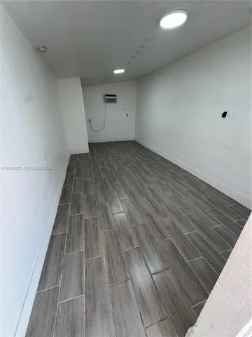 $1,400 | 10245 Southwest 37th Terrace, Unit C, Miami, FL 33165