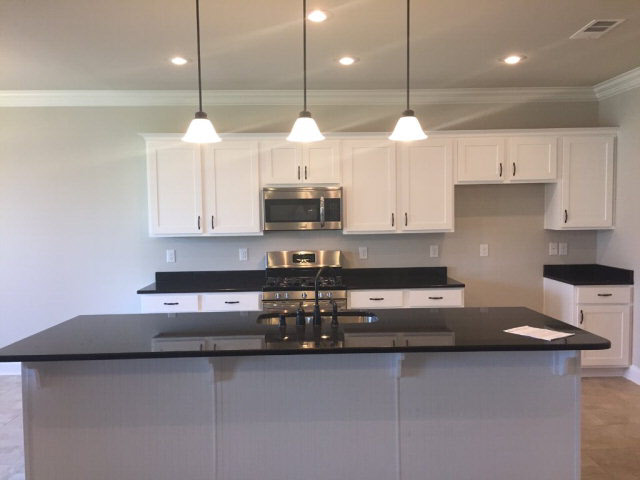 7106 Rocky Rd Loop Gulf Shores, AL 36542 - Photo 10 of 17 Addl Kitchen View