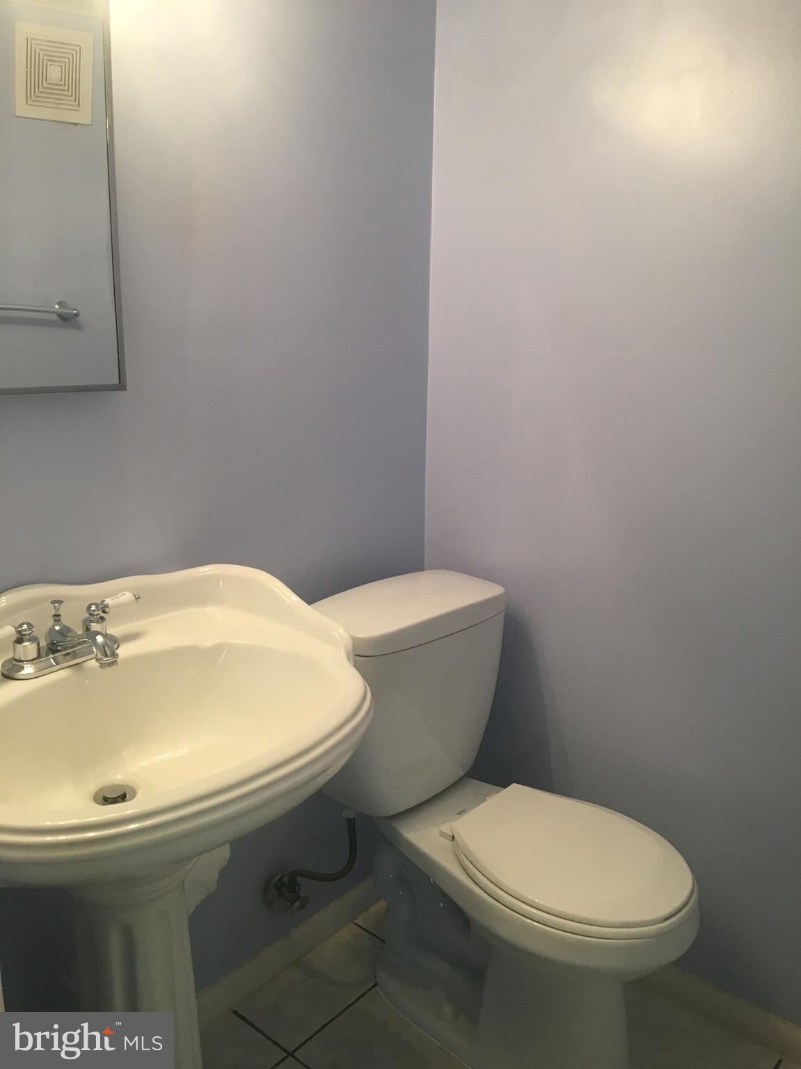 9809 Hardy Road Philadelphia, PA 19115 - Photo 12 of 15 Gallery Image 12