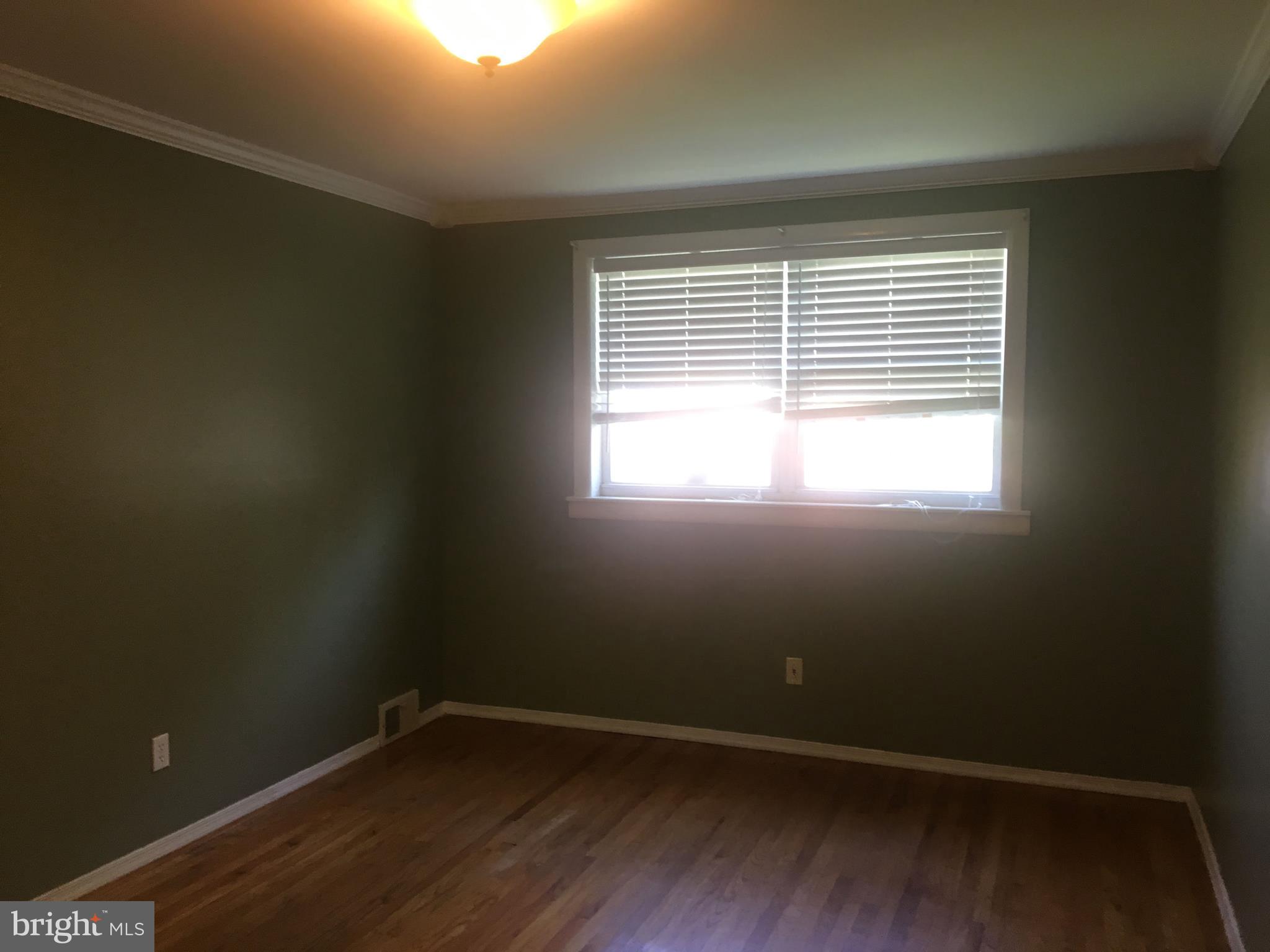 9809 Hardy Road Philadelphia, PA 19115 - Photo 7 of 15 Gallery Image 7