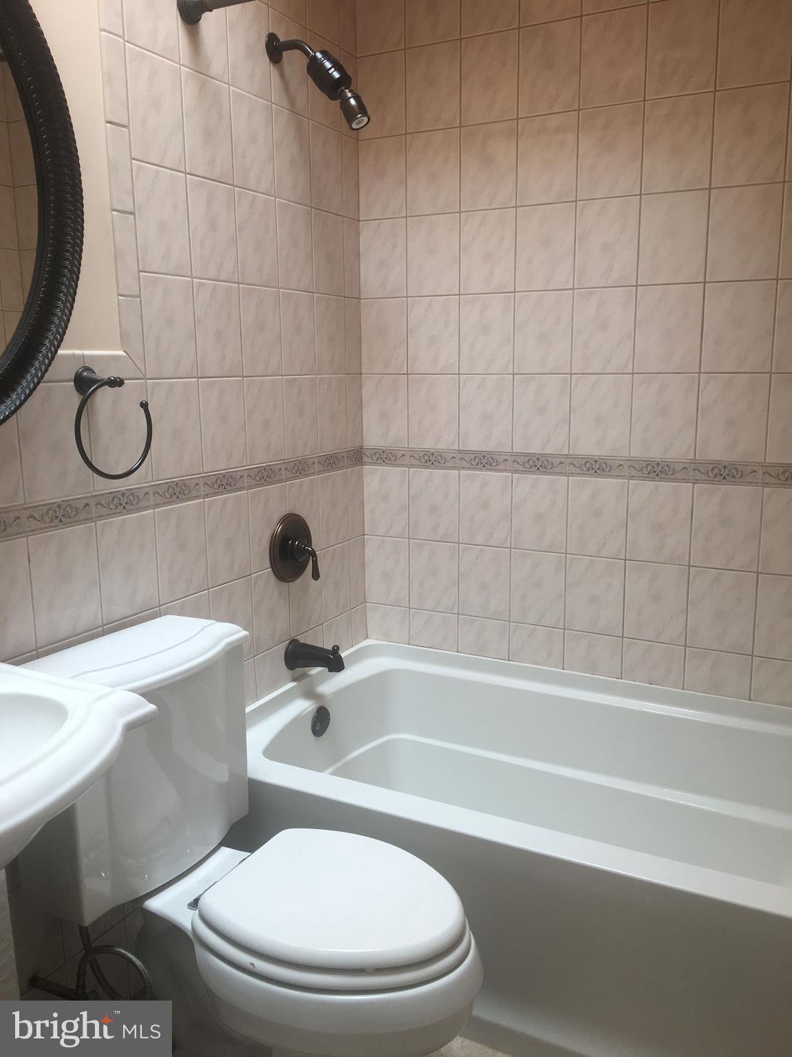 9809 Hardy Road Philadelphia, PA 19115 - Photo 10 of 15 Gallery Image 10
